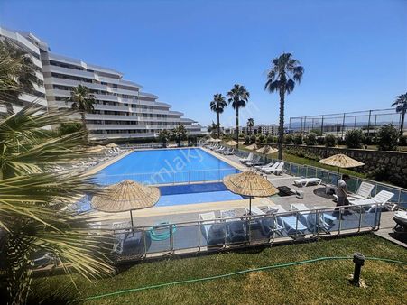 Garden Liva'da Arakat Havuzlu Saunalı Spor Salonlu 2+1 Satılık