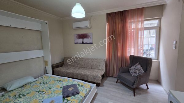 Üçyol Metro Yakını 1+0 Eşyalı Kiralık Daire Stüdyo