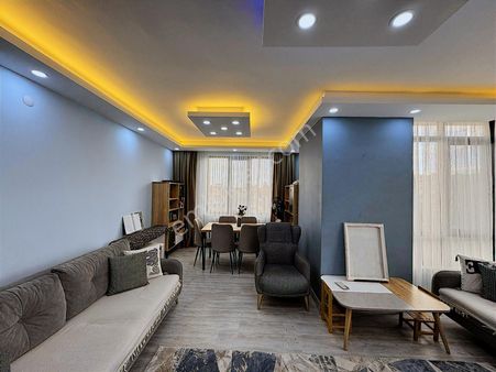 Altınova Mah. Denize Yürüme Mesafede Ferah Geniş 3+1 Daire