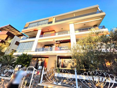 Vahdet'ten Tek Yetkili Akçay C.temel Bölgesinde Harika 2+1 Daire