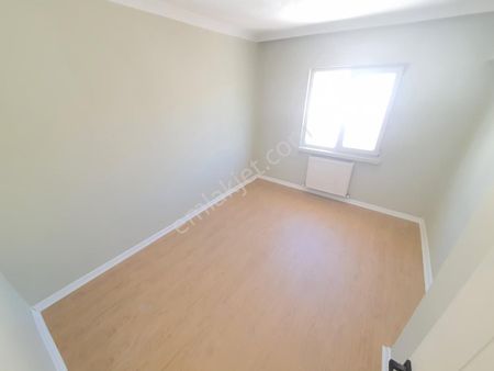 Sincan Selçuklu Mah 3+1 Full+full Yapılı Katta Bağımsız Daire