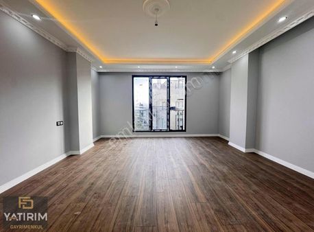 Emek Mahallesi Tek Daire Üzeri Lüx 3+1 125 M2 Fırsat Ara Kat