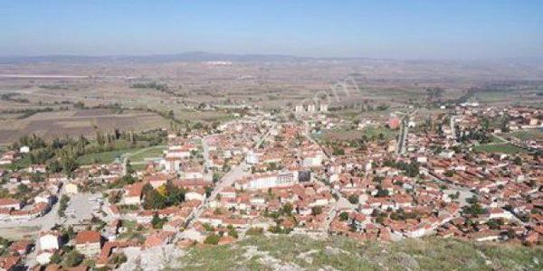 Satılık Arsa ; Yatırımlık , Ev Veya Tesis Yapmaya Uygun Eskişehir - İnönü - Kümbet Mevkiinde ,