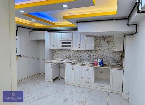 Cumhuriyet Mah De Satılık 2+0 Daire