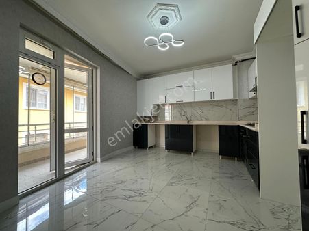 Çambaşı Caddesi Yakınında 3+1 Full Lüks Yapılı Daire!