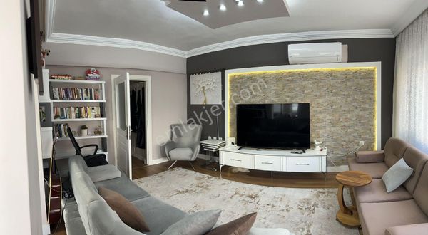 2+1 Satılık Ayrı Mutfak Merkezde Daire