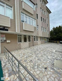 Bizim Emlaktan Salı Pazarı Opet Benzınlık Arkası 2+1 Satılık