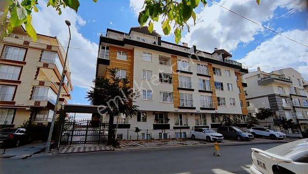 Mutluda Millet Bahçesıne Yakını Full Yapılı 3+1 Satılık Daire