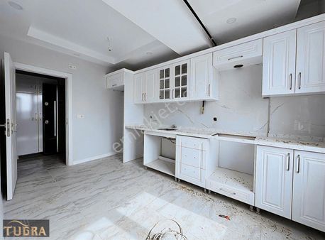 Tuğra'dan Bülent Ecevit Bulvarına Cephe 2+1 Geniş Satılık Daire