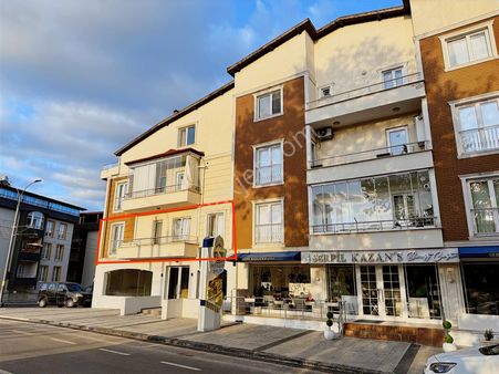 Otogar Yanı Tramvaya Sıfır Geniş Ve Yapılı 3+1