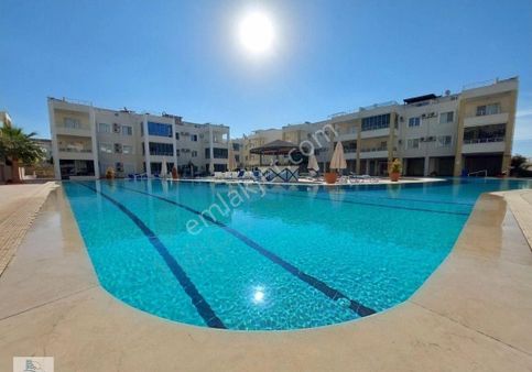 Didim Efeler Mahallesinde Havuzlu Güvenlikli Site İçerisinde Full Eşyalı Ara Kat 2+1 Daire