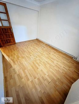 Cadde Üzeri Geniş 3+1