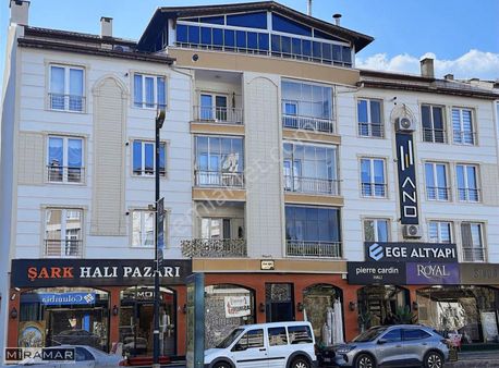 Miramar'dan Bağdat Caddesi Üzerinde Satılık 6+2 Dubleks Daire