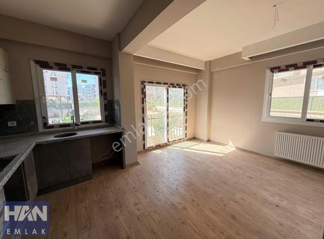 Han Emlak'tan Eski Mezitlide 2+1 Yüksek Giriş Satılık Daire