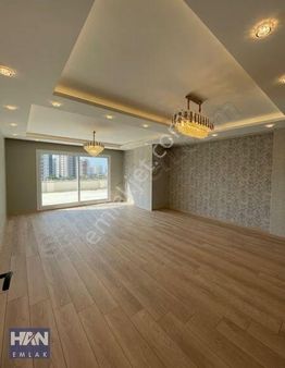 Han Emlak'tan Akdeniz Mah'de Tasarım Harikası Satılık 4+1 Daire