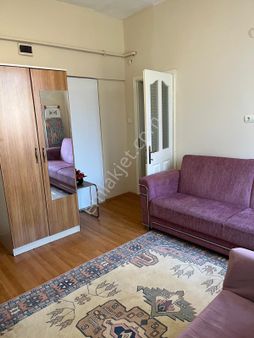 Uşak Merkez De Ünalan Mahallesi'nde Tapu Binası Yakini Mende Pazarı Ana Cadte Üzerinde Tek