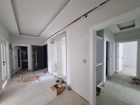 Turanlardan...bostanbaşı 35lik Yol Üzeri Satılık 3+1 Geniş Daire