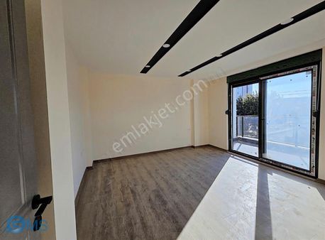 Kepez Aktoprak Mah.de 2+1 Arakatta Havuzlu Sıfır Lüks Daire