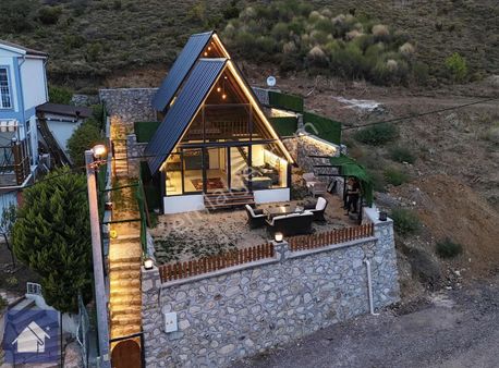 *yiğit Emlak Armutlu'dan*manzaralı*333 M2 Arsalı*ikiz Bungalov