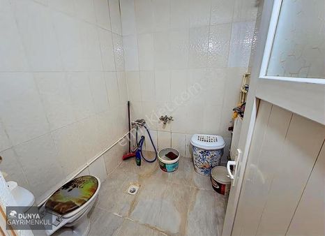 Dünya'dan Yunusemre Mh. Süper Konumda Müstakil Bina !!