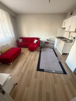 Ay&na Gayrimenkul’den Buca Merkezi Konum 1+1 Eşyalı Kiralık Daire