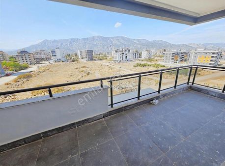 Rengiantalya Green Park Sitesinde 2+1/doğalgaz/ 24 Saat Güvenlik