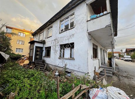 Karaca Mahallesinde 80 M² Toprak Paylı Satılık 2+1 Büyük Daire