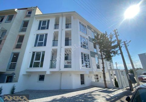 Anka Gayrimenkul'den Ertuğrulgazi'de Kiralık Sıfır Lüx 1+1 Daire