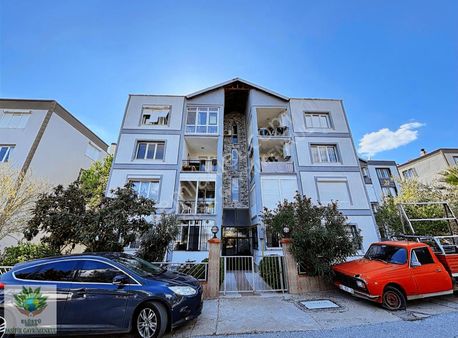 Pasifikten Gaziemirde Kapalı Mutfak Satılık 3+1 Geniş Daire