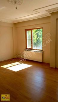 Erenköy Mh Kiralık 2+1 Geniş Yüksek Giriş Bahçeli Bakımlı Daire