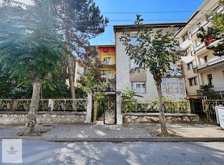 Turkuazdan Mevlanada, Üç Cepheli Ferah 2+1 Daire