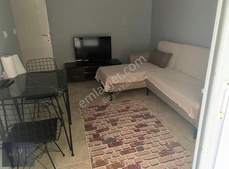 Dikili Salimbey Mahallesinde 1+1 Kiralık Daire