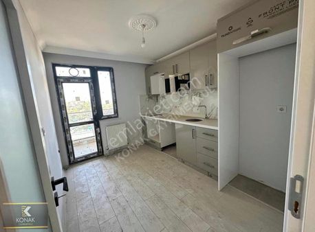 Çayırova Yeni Mah Merkez Camii Yanı 4+1