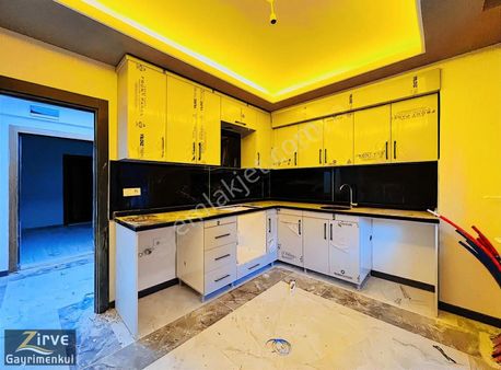 Zirve'den Yeşiltee Mahallesi 2+1 Sıfır 1.kat Daire!