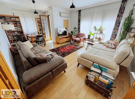 Lider'den Küçükyalı Marmarayda Ön Köşe Geniş 2+1