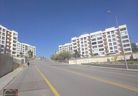 Ekte Videosunu Eklediğimiz Muhteşem, Ebeveyn Banyolu Ve Otoparklı Yeni 3+1 Geniş Dairemiz Satılıktır