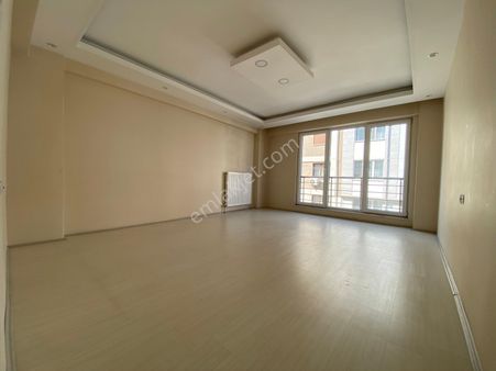 Au Erenköyde Ebeveyn Banyolu Ankastreli 3+1 Kiralık Daire