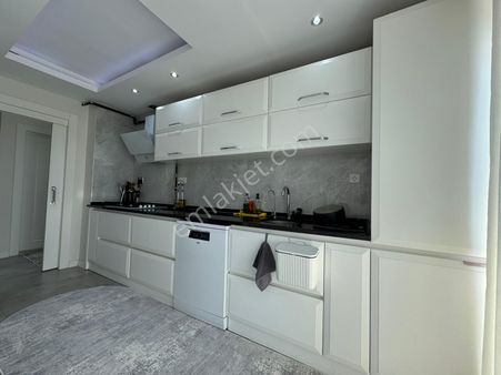 Ender Uysal Gayrimenkulden Gültepe Mahallesin De 3+1 145 M2 Satılık Daire .