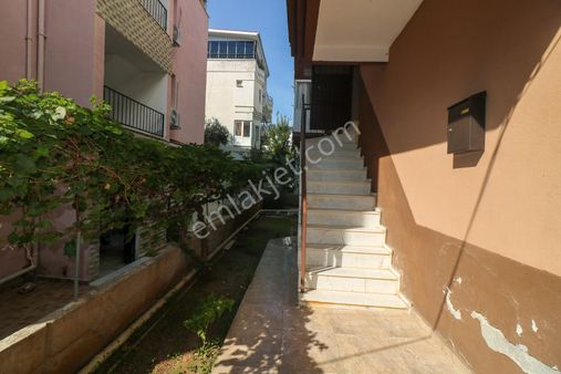 Çamlık Mahallesinde Satılık 2+1 Ara Kat Daire