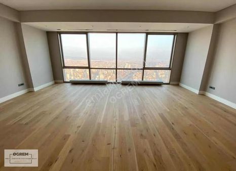 Ataşehir Metropol İstanbul 1+1 Finans Cepheli Kiralık Ofis