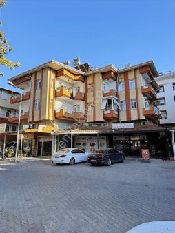 Aşağıpazarcı Pazartesi Pazarı Yanında Satılık 3+1 150 M2 Daire