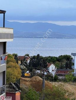 Deniz Manzaralı Kombili+klimalı 3+1 Kiralık Daire