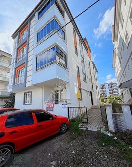 Acil Satılık Daire Görgülü Emlaktan Yüksek Giriş