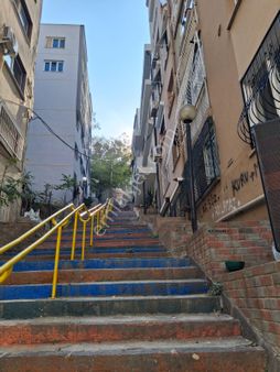 Göztepede Mevki Yerde 97 Sok Da Deniz Görür 2 Ci Kat