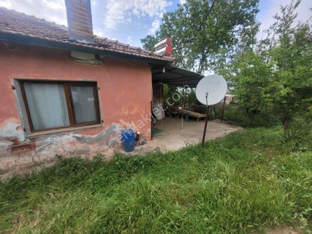 Meta'dan Avunduruk Merkezde Satılık Ev Ve Bahçesi