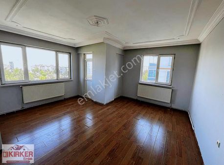 Kırker'den İstiklal Mh. 3+1 Kiralık Bakımlı Fırsat Daire !