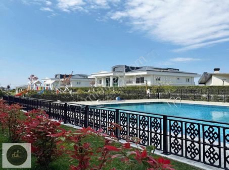 Beylikdüzü'nün En Lüx Projesinde Villa Tadında 3+1 Satılık Daire !!!