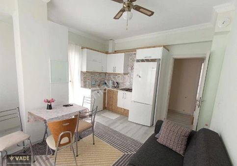 Kuşadası Davutlar Merkezde Satılık Yeni Binada 2+1 Daire