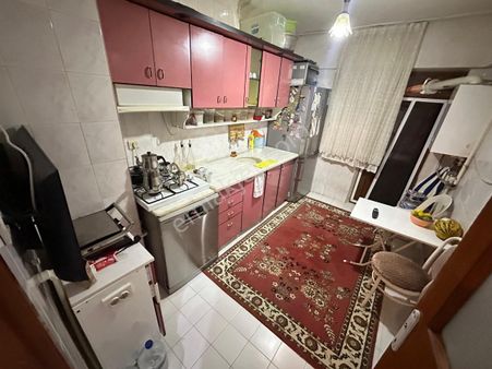 Akşemsettin Mah 3+1 1. Ara Katta Bağımsız Merkezi Konumda Daire