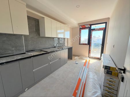 Demirel Mah Sıfır Havuzlu Ebeveyn Banyolu 2+1